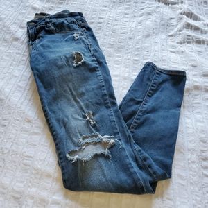 Bullhead Medium Wash Ripped Skinny Jeans Size 5